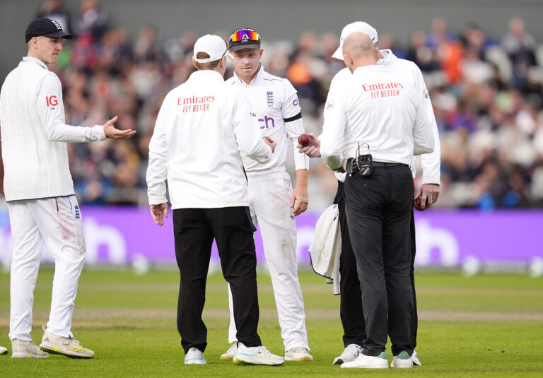 England, Woakes again benefit from ball change