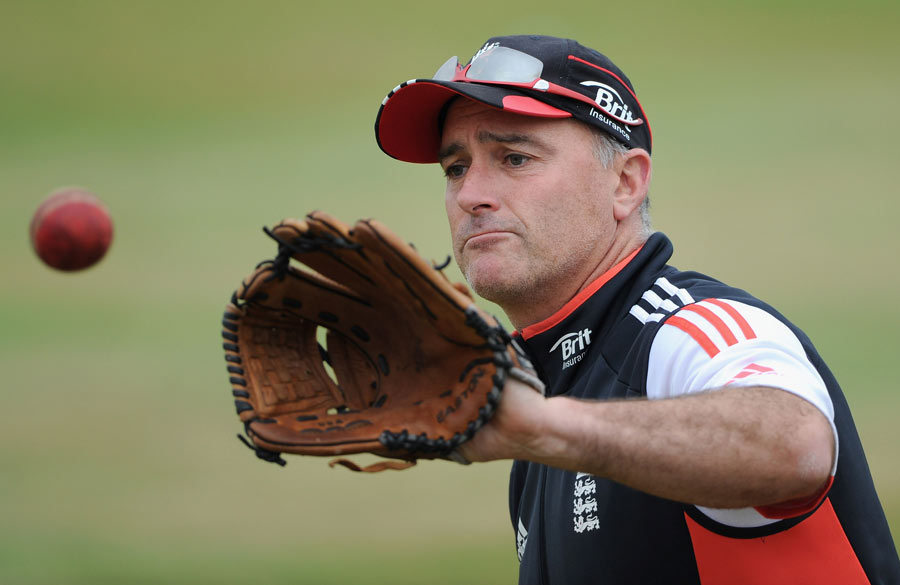 Former England batter Graham Thorpe dies aged 55