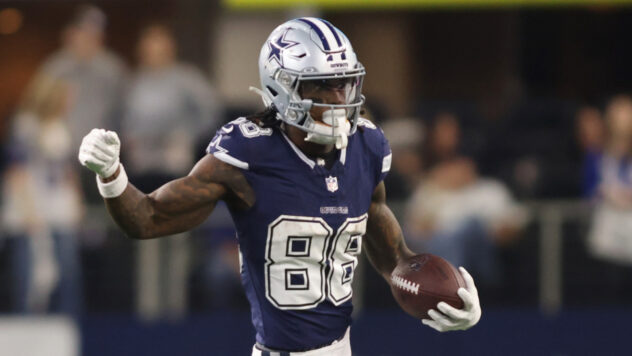 Former NFL Star Calls Out Dallas Cowboys Over CeeDee Lamb Controversy
