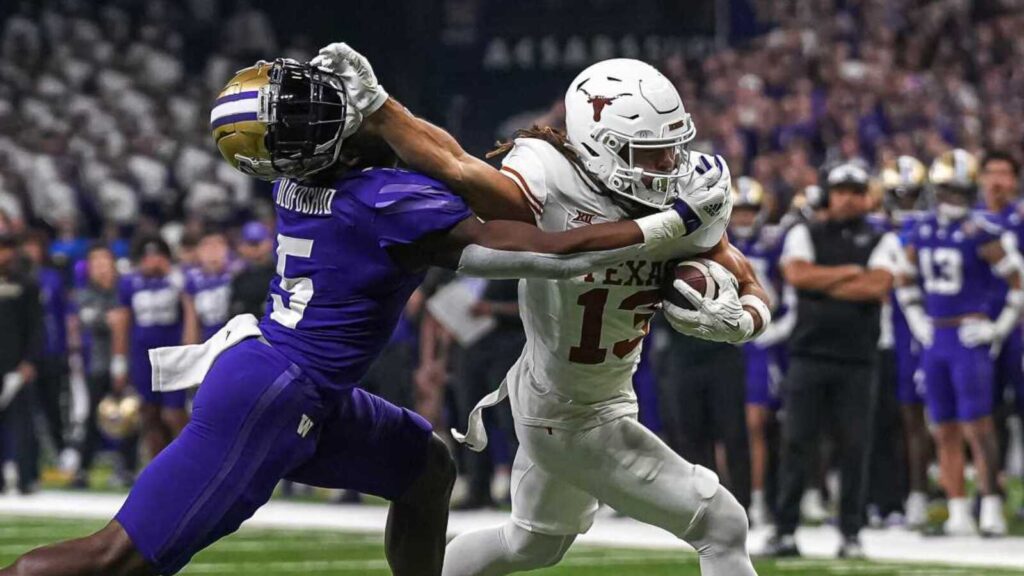 Former Texas Longhorns star wide receiver kicks off NFL career with highlight plays for the Los Angeles Rams