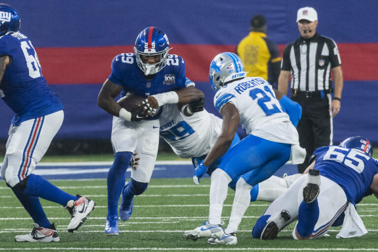 Giants rookie Tyrone Tracy Jr. carted off field in potentially major injury blow