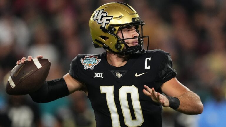 Jacksonville Jaguars sign quarterback John Rhys Plumlee to practice squad