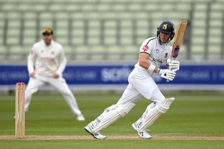 Jacob Bethell, Michael Burgess lead Warwickshire fightback