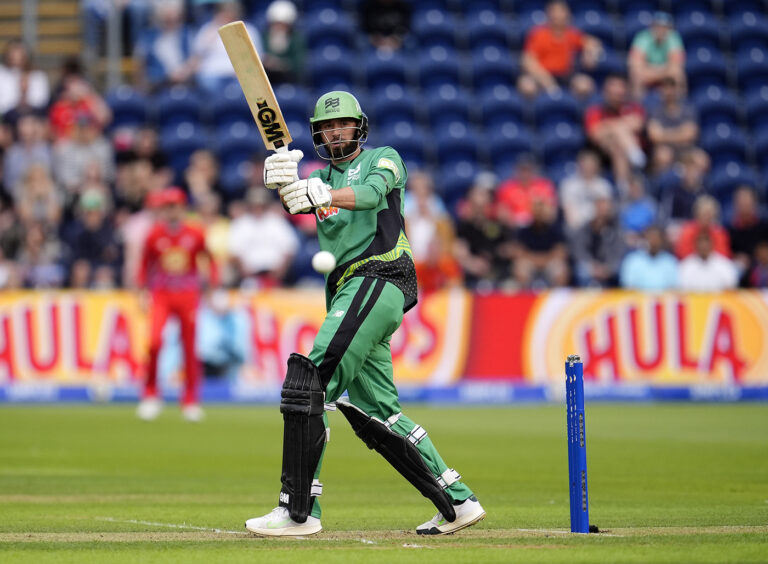 James Vince stars again to take Southern Brave clear at the top