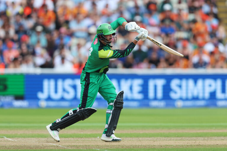 James Vince's 90 not out puts Brave top as Phoenix implode at home