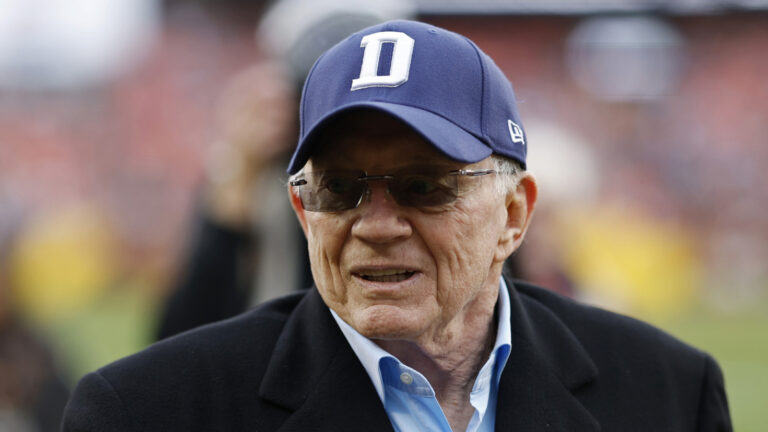 Jerry Jones offers head-scratching update on CeeDee Lamb contract talks