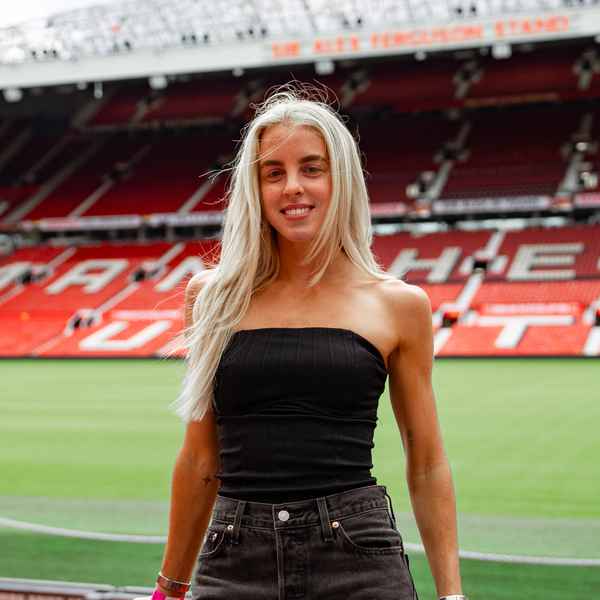 Keely Hodgkinson: I want to bring gold to Old Trafford!