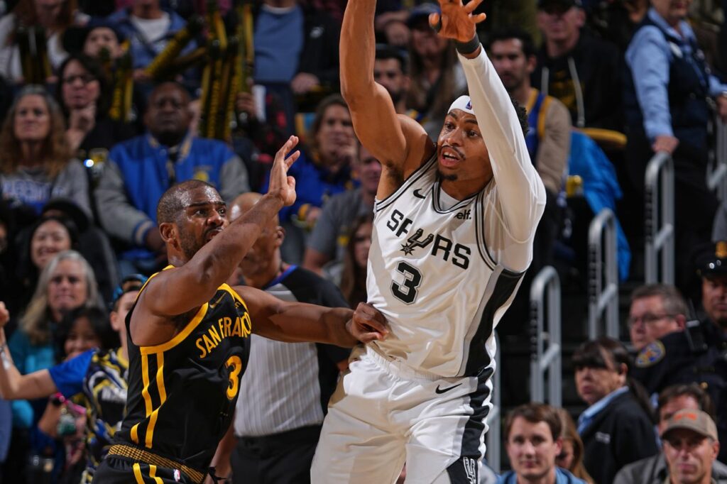 Keldon Johnson says he is keeping #3 this season