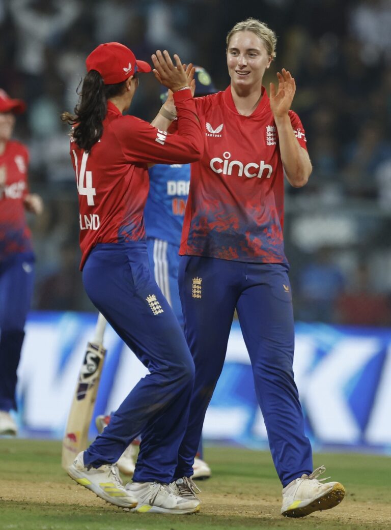 Kemp, Heath in England's T20 World Cup squad but Filer misses out