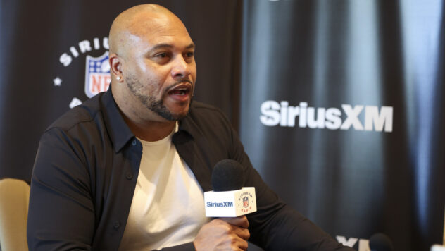 Las Vegas Raiders' Antonio Pierce is taking being a players' coach to a whole new level