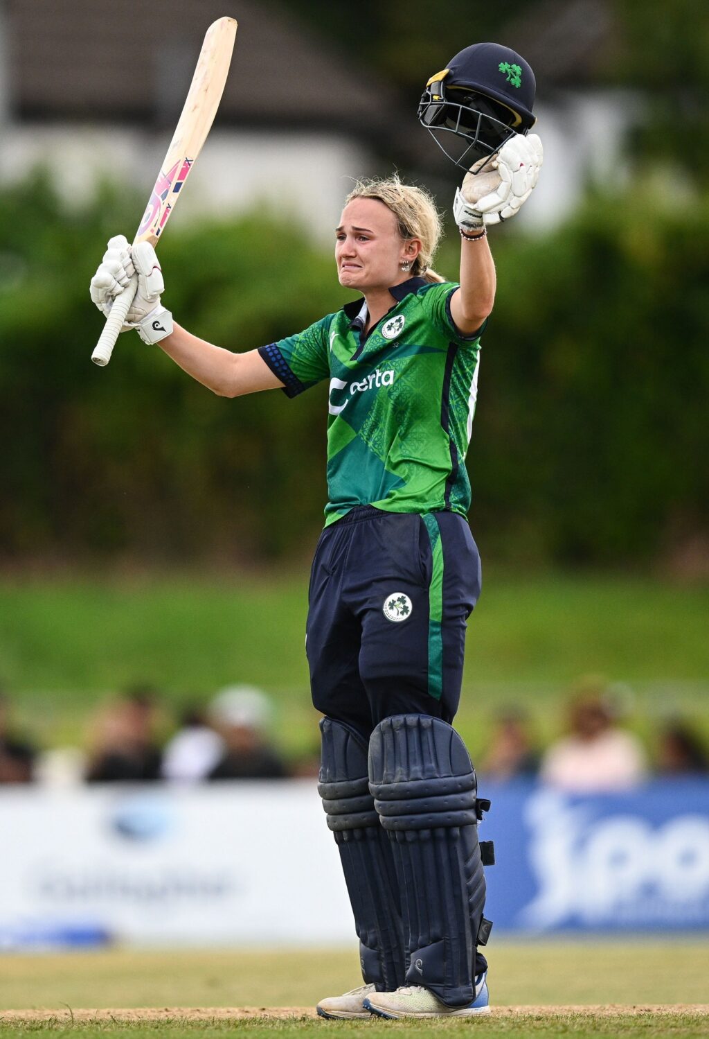 Lewis smacks 75-ball 119 as Ireland hold off SL to level series 1-1