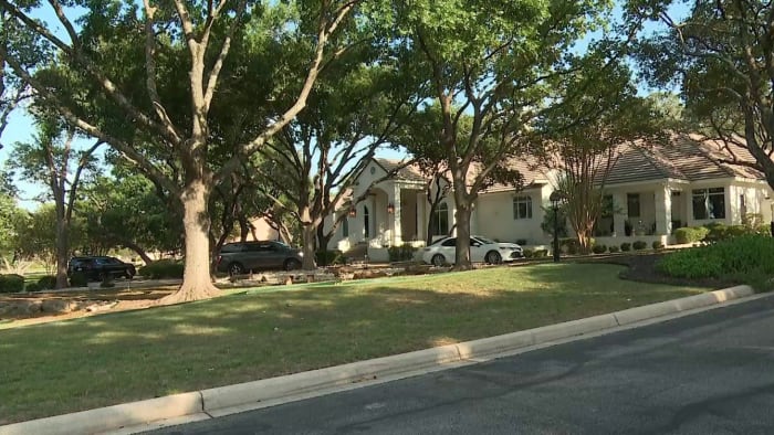 Man, woman found dead in apparent murder-suicide in Shavano Park identified