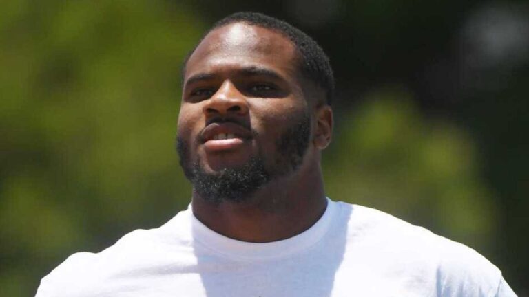 Micah Parsons speaks out on pressure of being a Cowboy