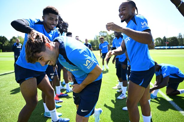 Neto debut, Nkunku decision, Lavia benched - Chelsea team Maresca should pick vs Man City