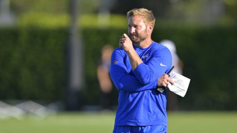 News Dump: Observations From Los Angeles Rams Training Camp, Karty In LA
