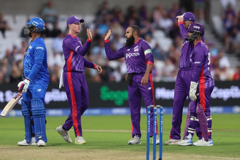 Northern Superchargers thrash London Spirit to keep knockout hopes alive