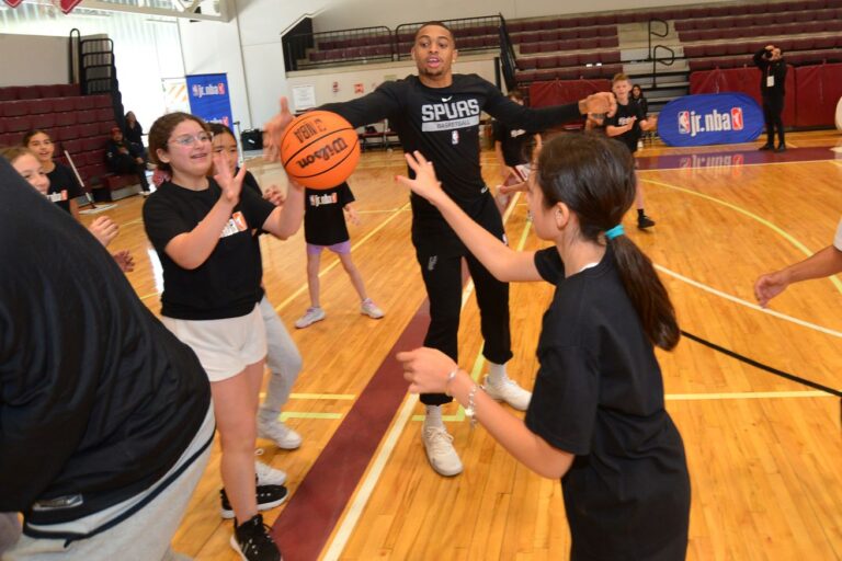 Open Thread: Keldon Johnson’s free basketball camp is a family affair