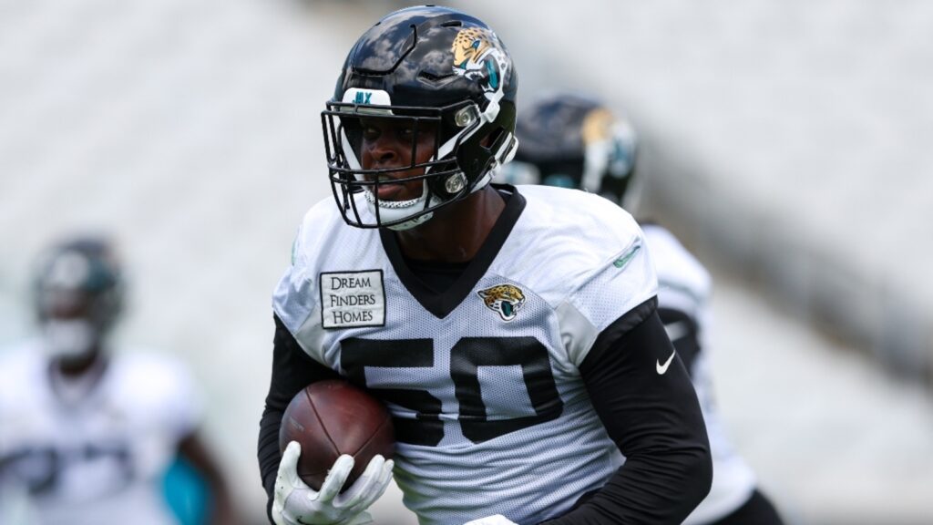 Philadelphia Eagles sign free agent linebacker Shaquille Quarterman to one-year deal