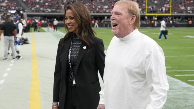 Raiders stadium hosted epic moment that has nothing to do with football