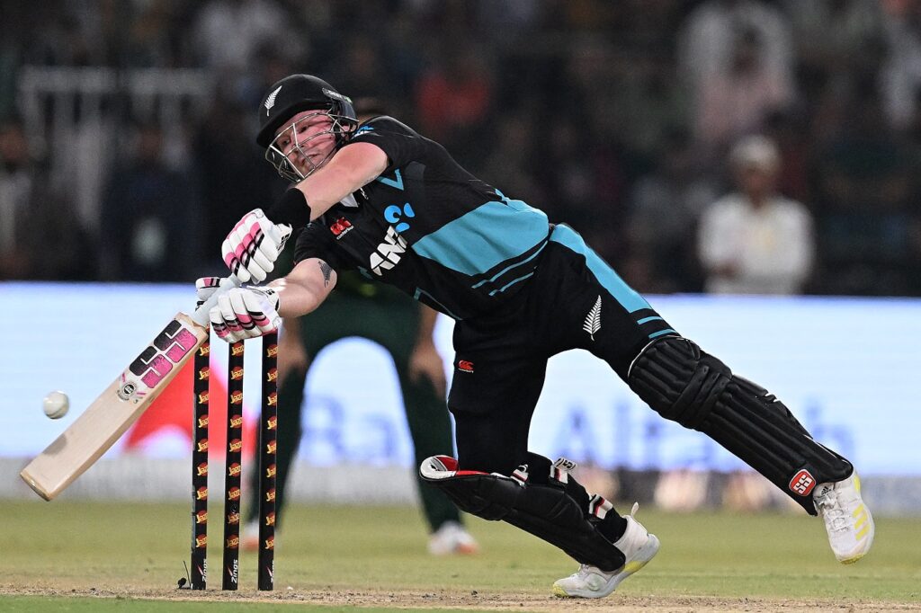 Renegades sign 'double threat' Seifert on two-year deal