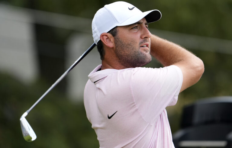 Scottie Scheffler's lead trimmed to four as Collin Morikawa, Xander Schauffele give chase at 2024 Tour Championship