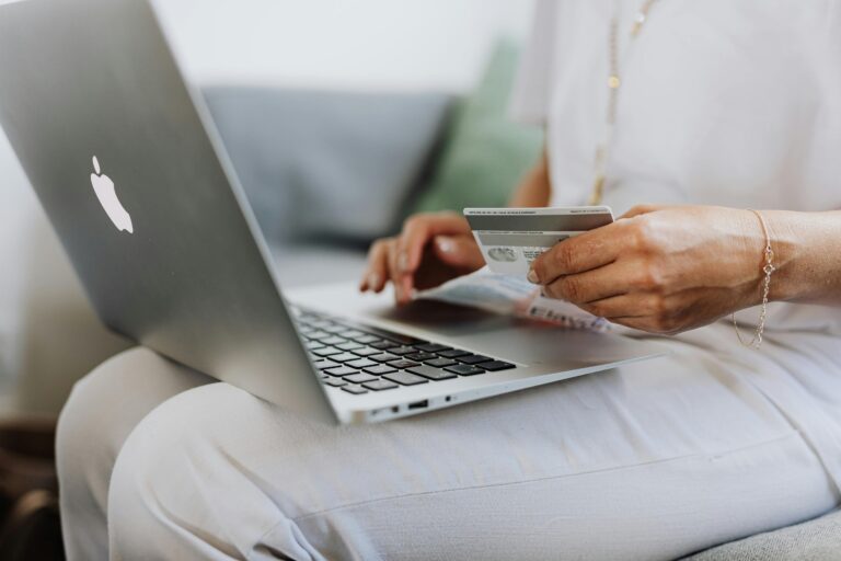 Shopping for college essentials online? Avoid scams with these tips