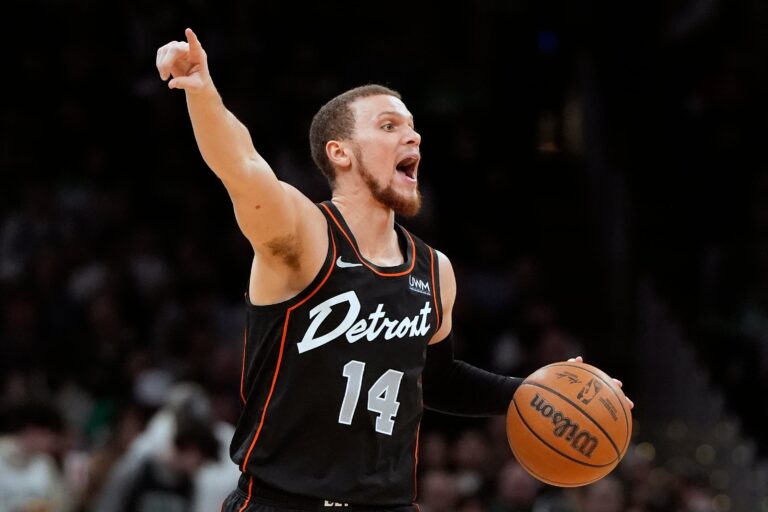 Spurs add point guard Malachi Flynn to new-look backcourt, report says