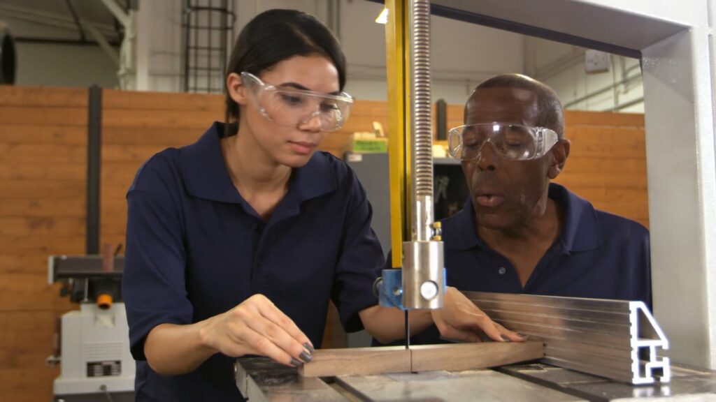 State of Texas seeks more veterans, first responders to serve as teachers