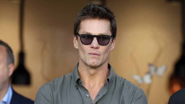 Tom Brady facing crazy broadcasting restrictions due to Raiders ownership bid