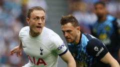 Tottenham accept Leicester bid for midfielder Skipp
