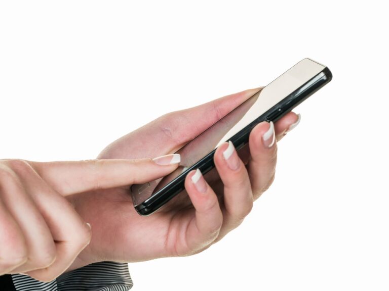 Why Are Robocalls So Hard to Stop? (Plus: Kamala and the Gender Wars.)