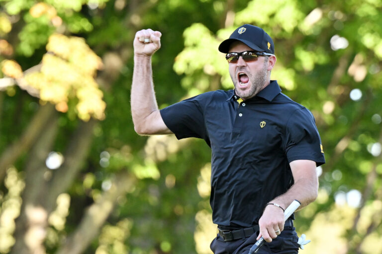 12 photos of electric celebrations as International Team mounts massive comeback at 2024 Presidents Cup