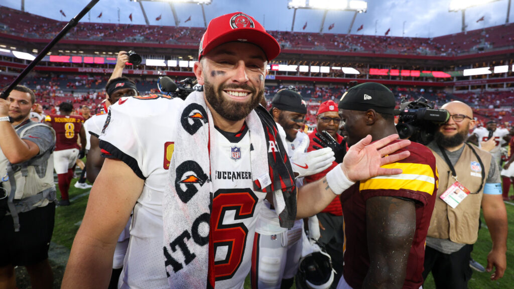 Baker Mayfield shines as Bucs steamroll Commanders 37-20