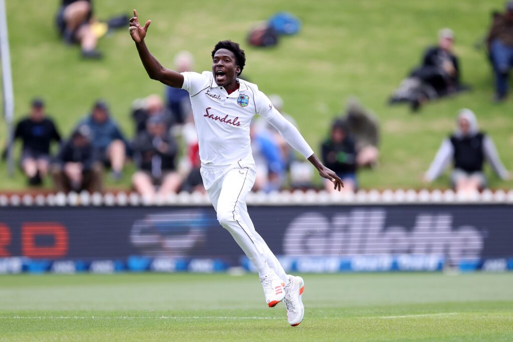 Durham sign Chemar Holder for Championship run-in