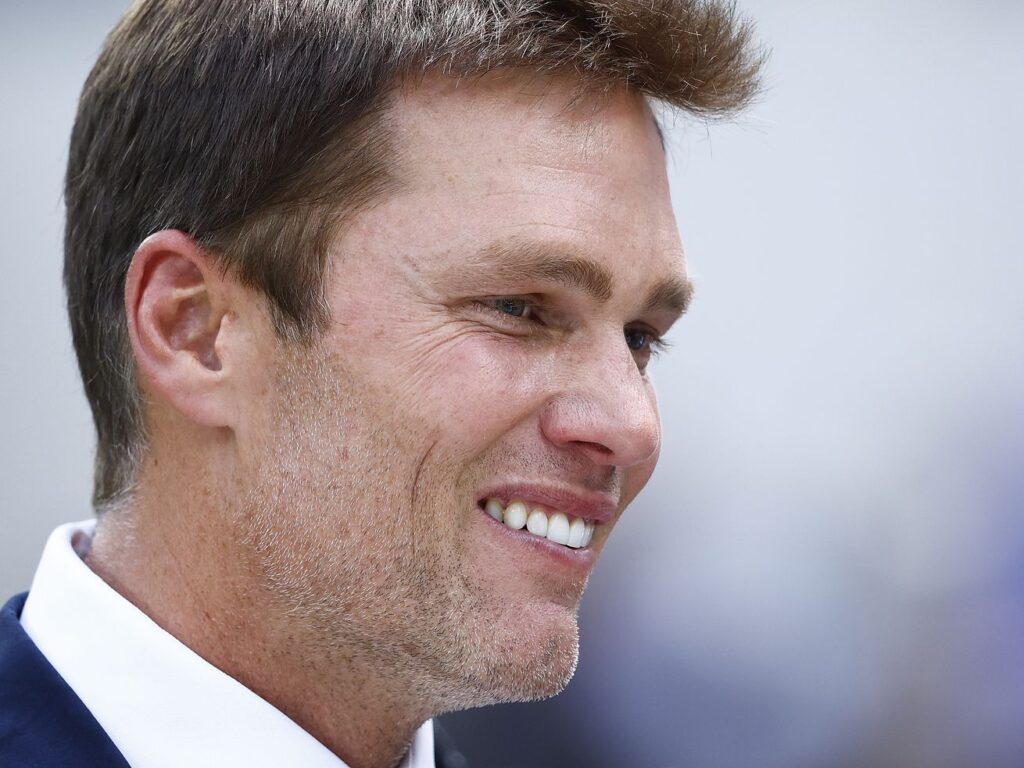 Football TV Mega-Preview, Tom Brady’s Debut, and Kamala Harris Speaks