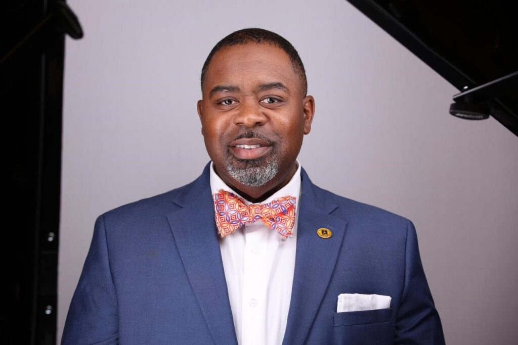 Founder of 'We Black, We Golf' started popular group after getting 'side-eye' from white male golfers