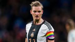 Germany's Popp to retire from international football