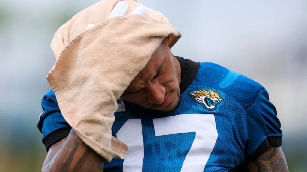 Jags provide updates for TE Evan Engram, S Darnell Savage