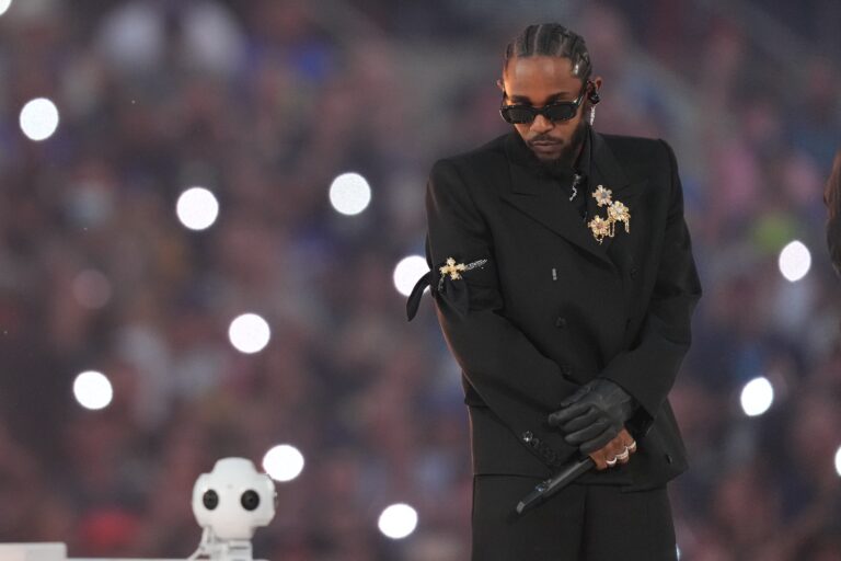 Kendrick Lamar to Play 2025 Super Bowl Halftime Show