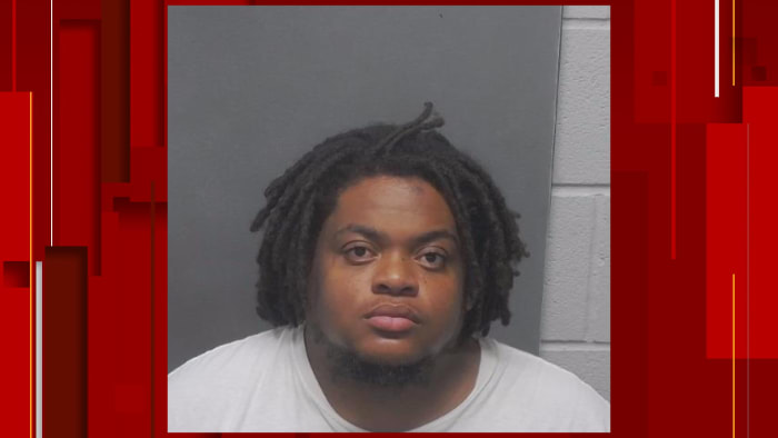 Man accused of setting his ex-girlfriend’s car on fire, deputies say