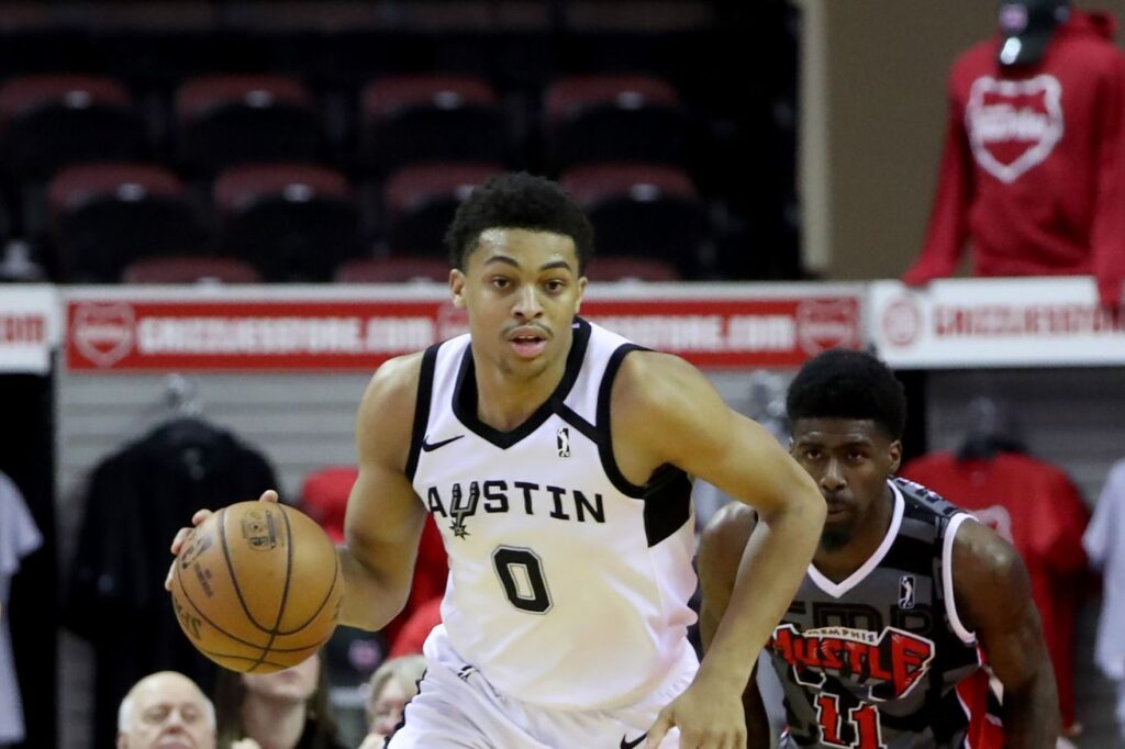 Open Thread: Keldon Johnson relinquishes #3 to Chris Paul