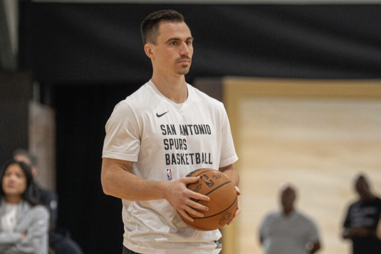 Open Thread: Spurs add assistant Mike Noyes to the 2024-25 coaching staff