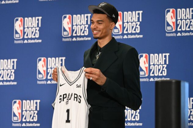 Open Thread: Spurs entering third season in partnership with Self Financial