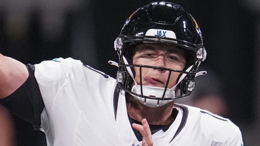 Patriots Super Bowl Champ Takes Surpring Shots at Mac Jones