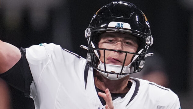 Patriots Super Bowl Champ Takes Surpring Shots at Mac Jones