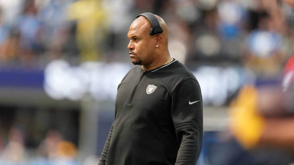 Raiders Drop Season Opener To The Chargers 22-10