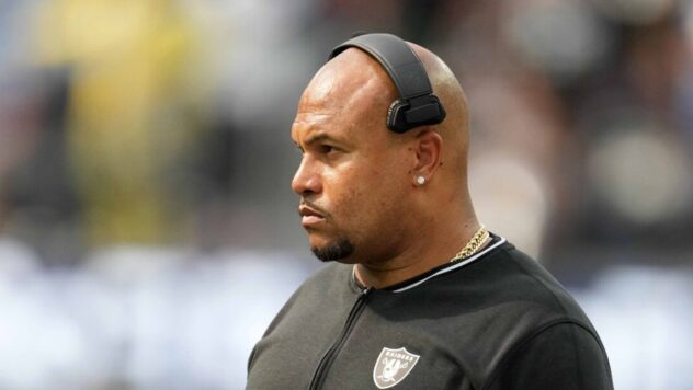 Raiders HC Antonio Pierce clarifies team's starting QB situation