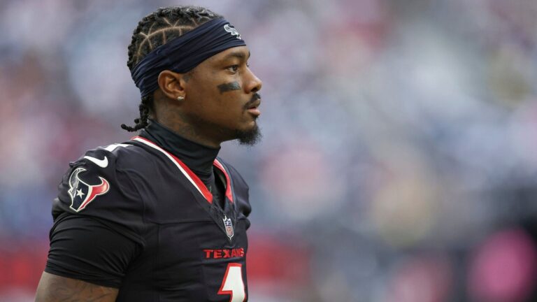 Stefon Diggs Knows His Wide Receiver History