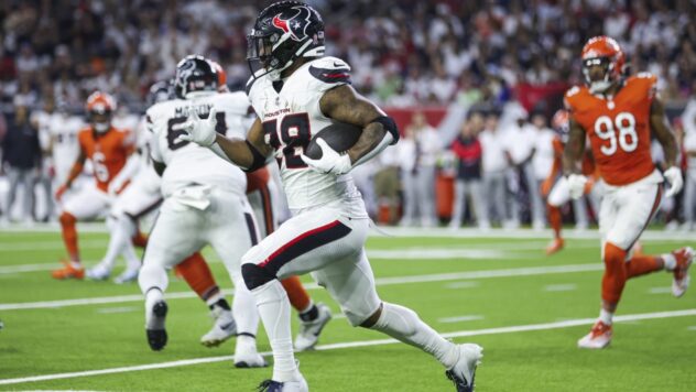 Texans RBs Joe Mixon (ankle), Dameon Pierce (hamstring) sit out practice