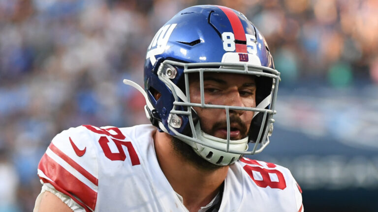 Texans Signing TE Chris Myarick To Practice Squad